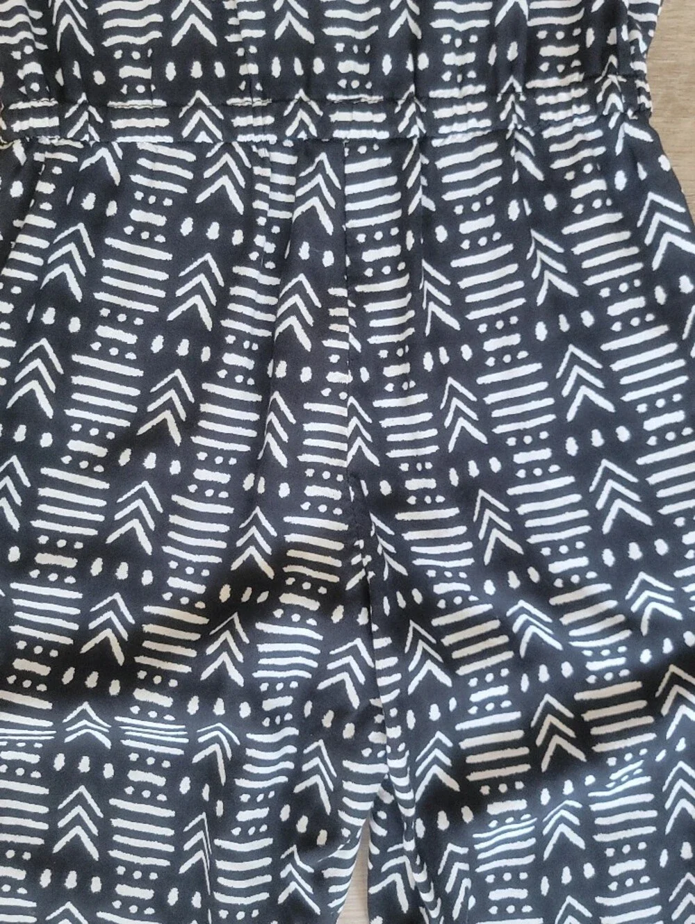 Old Navy Girls Black White Print Geometric Jumpsuit Size M (8) Boho
